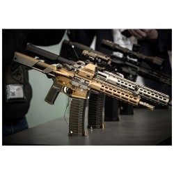 Samonabíjecí puška Schmeisser AR15 S4F 10,5" CSS TIGER EYE + kolimátor Falke LE gen II